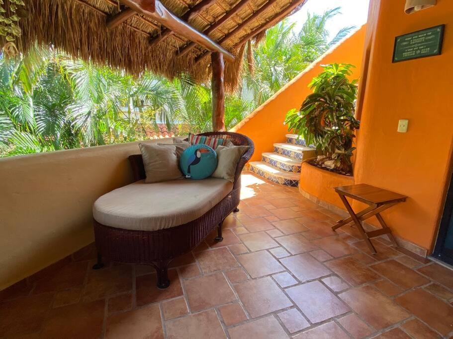 Unique Charming Steps To The *